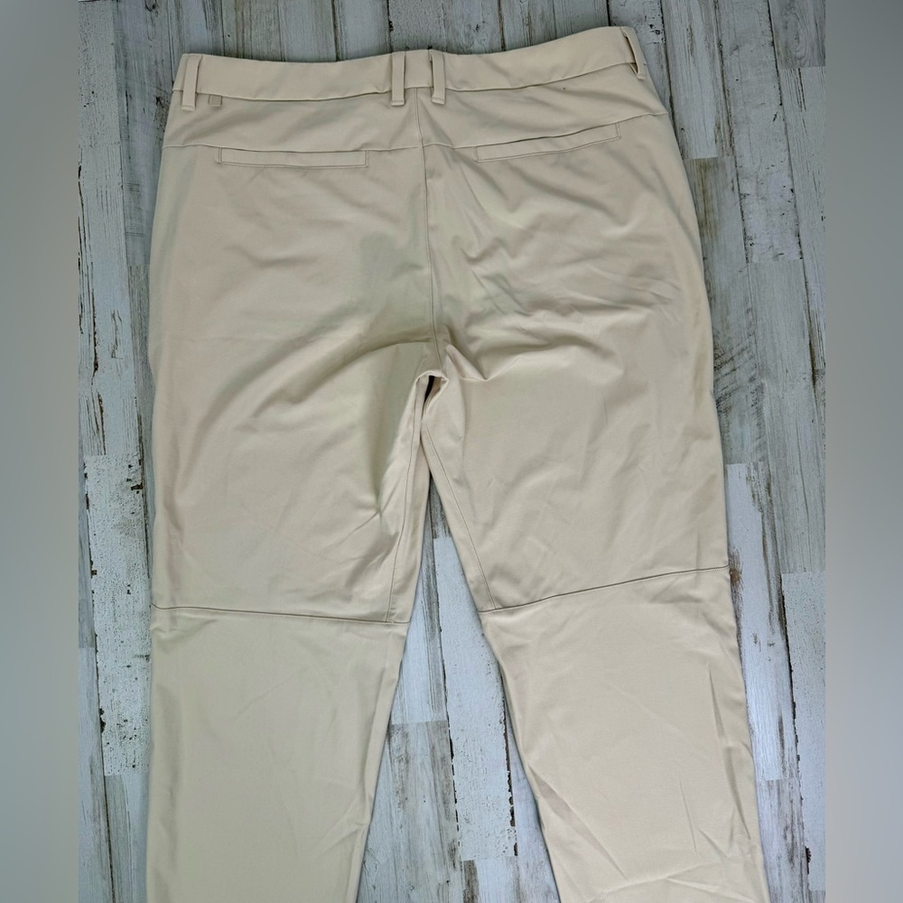 CRZ Yoga Pants Mens 38x31 Cream Athleisure Golf Polyester Stretch Gym Joggers - Picture 9 of 10